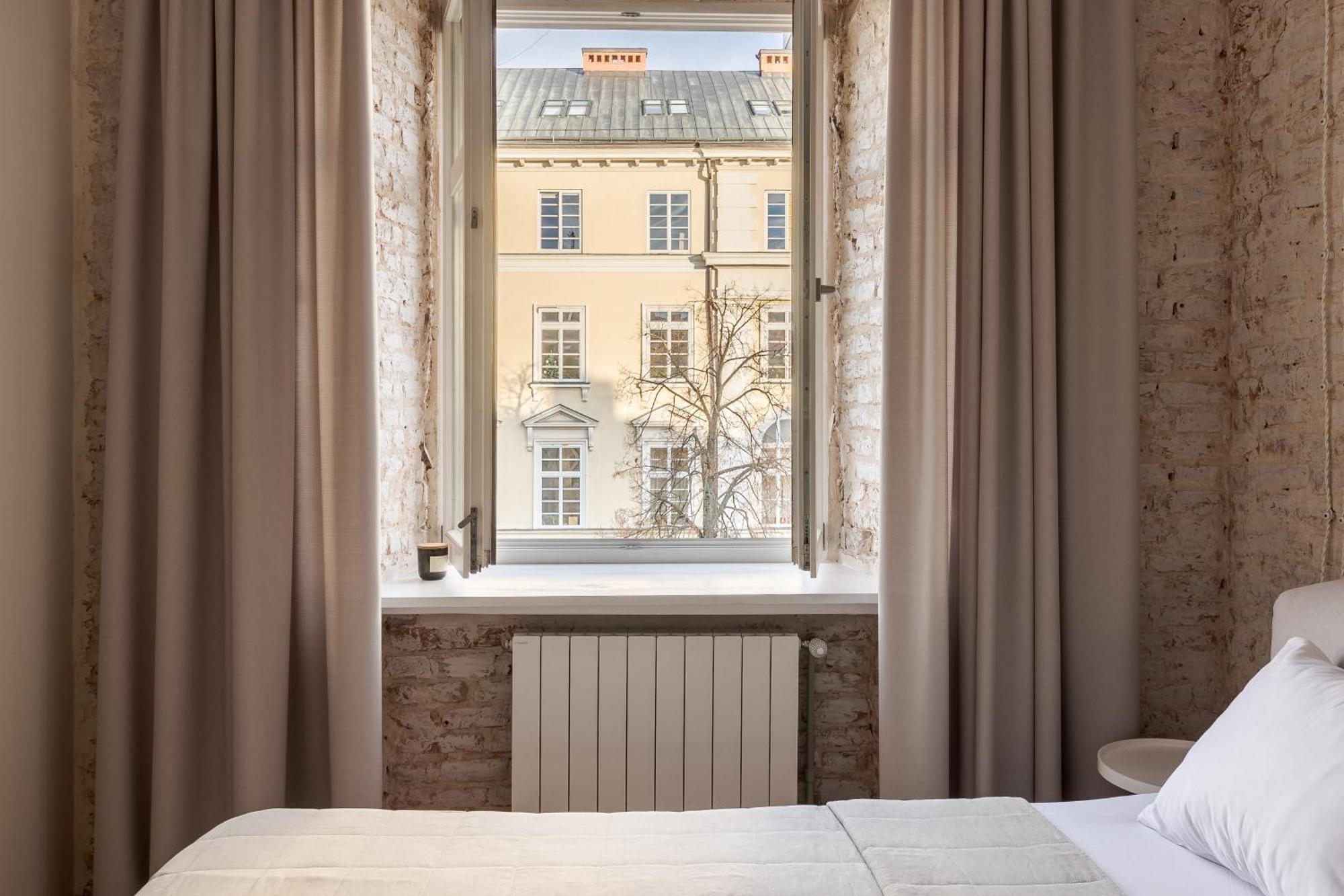 Inshiapartments On Rynok Square Lviv Exterior photo